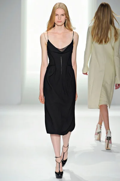 Look 22